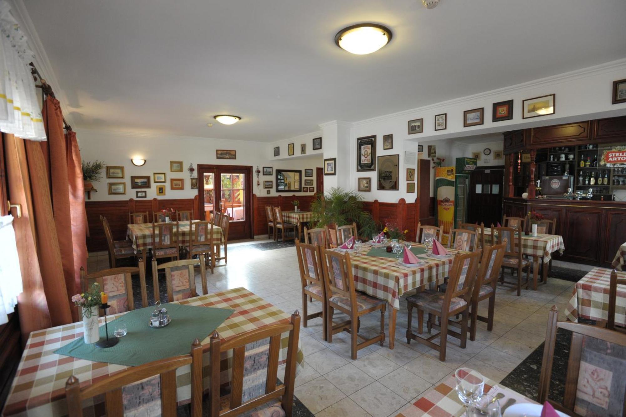 Forrás Fogadó Bukkszek Exterior foto